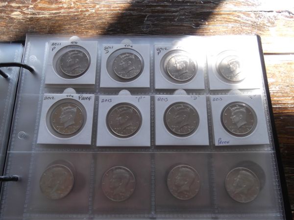 2x2,-Flips-Or-Coin-Folder..